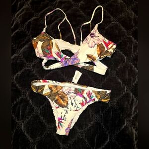 O'Neil bikini set. Size S